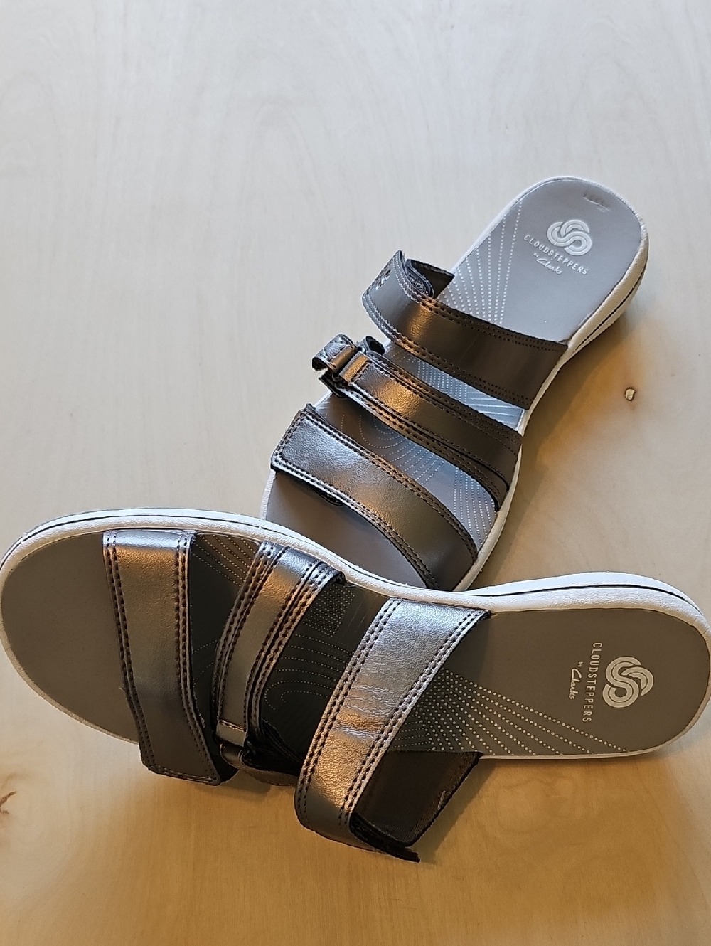 Clarks Metallic Bronze Triple-Strap Cloudsteppers Slide Sandals
